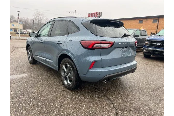 $25899 : Ford Escape 2024 AWD ST-Line image 6