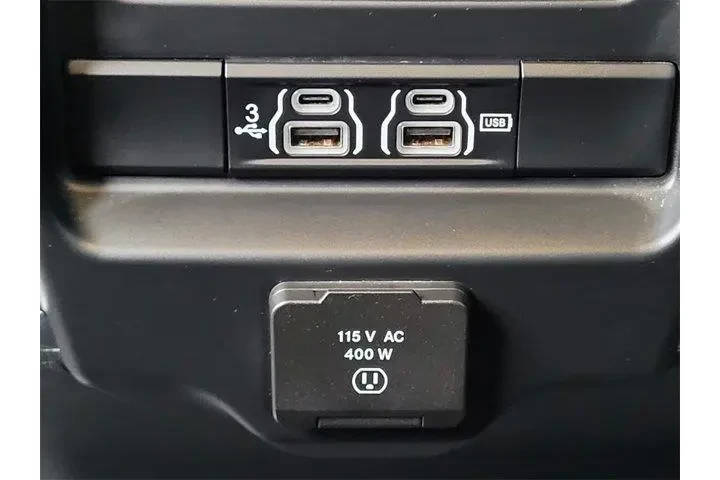 $39688 : Ram 1500 2020 4x4 Laramie 4d image 8