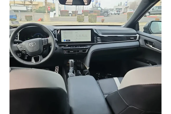 $26500 : Toyota Camry 2025 SE 4dr Sed image 10