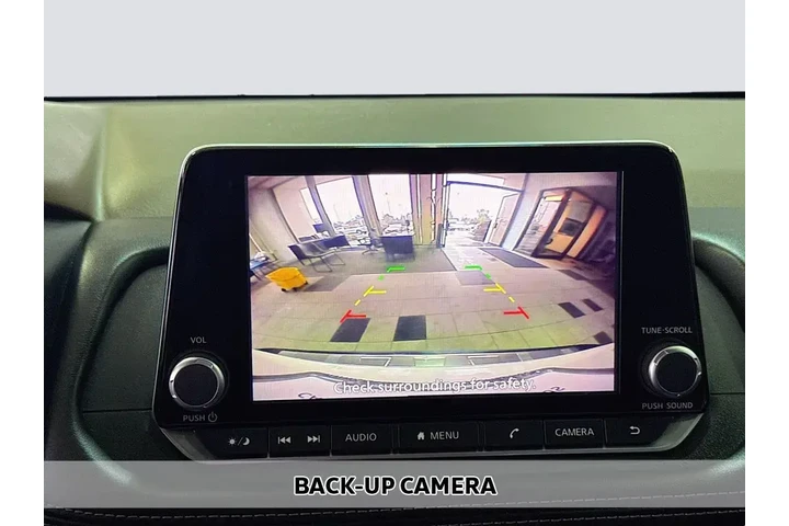 $18389 : Nissan Rogue 2022 AWD SV 4dr image 4