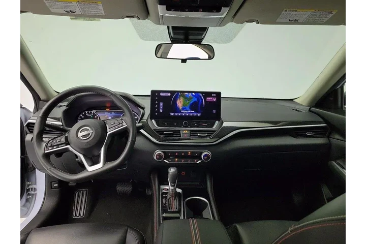 $23998 : Nissan Altima 2023 2.5 SR 4d image 9