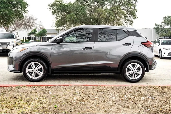 $20599 : Nissan Kicks Play 2025 S 4dr image 8