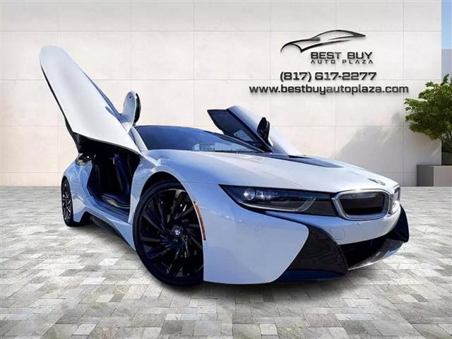 $67995 : 2017 BMW I8 COUPE 2D2017 BMW image 2