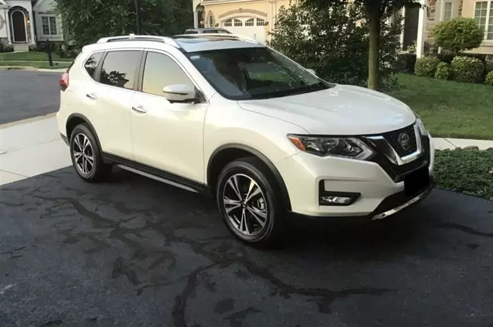 $12000 : 2020 Nissan Rogue SV image 3