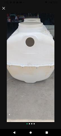 $400 : 250 Gallon Septic Tanks image 3