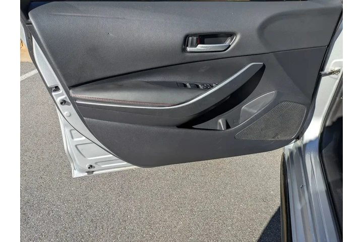 $23995 : Toyota Corolla Hybrid 2023 S image 10