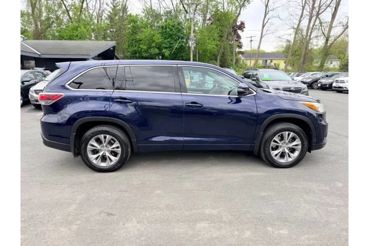 $15995 : 2015 Highlander LE Plus image 8