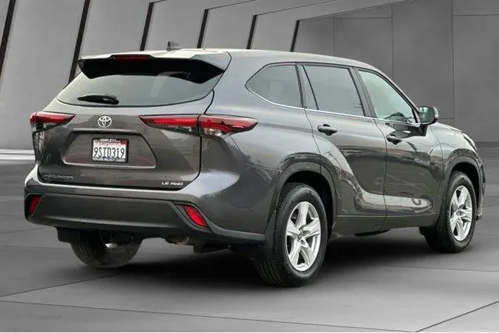 $39900 : Toyota Highlander 2025 AWD L image 4