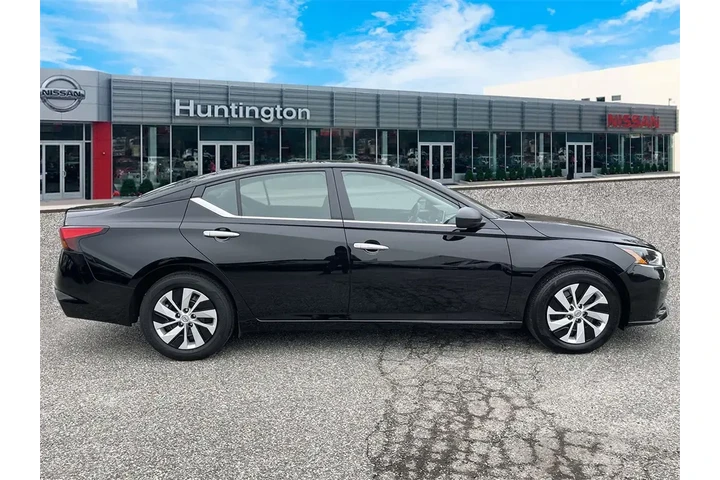 $20250 : Nissan Altima 2025 2.5 S 4dr image 5