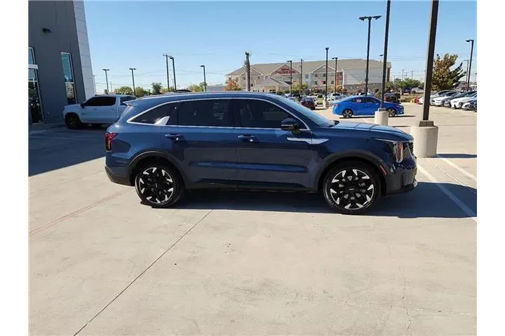 $34950 : Kia Sorento 2024 EX 4dr SUV image 5