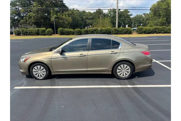 $11000 : 2010 Accord LX image 8