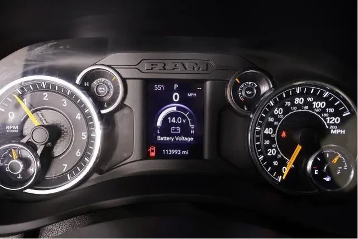 $29997 : Ram 2500 2021 4x4 Big Horn 4 image 4