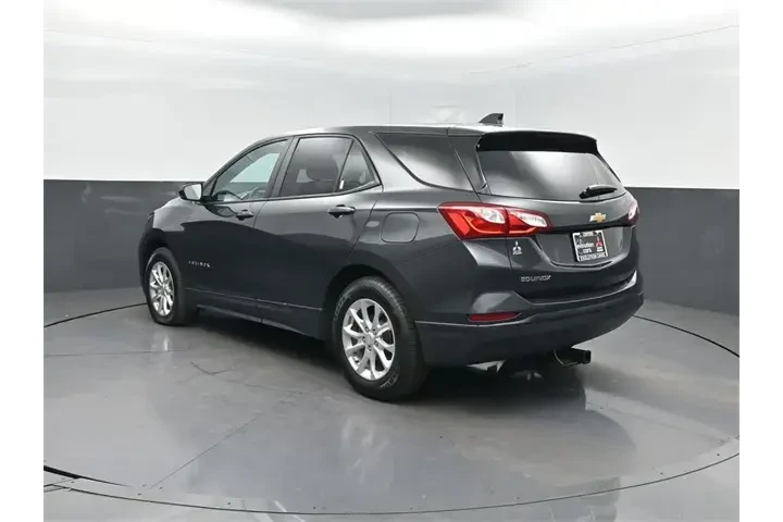 $17576 : Chevrolet Equinox 2021 LS 4d image 3