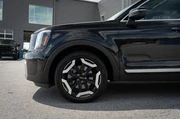 $38744 : Kia Telluride 2025 S 4dr SUV thumbnail
