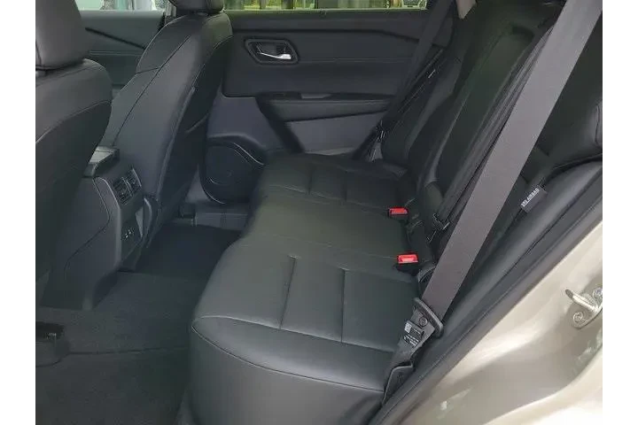 $30985 : Nissan Rogue 2026 image 8