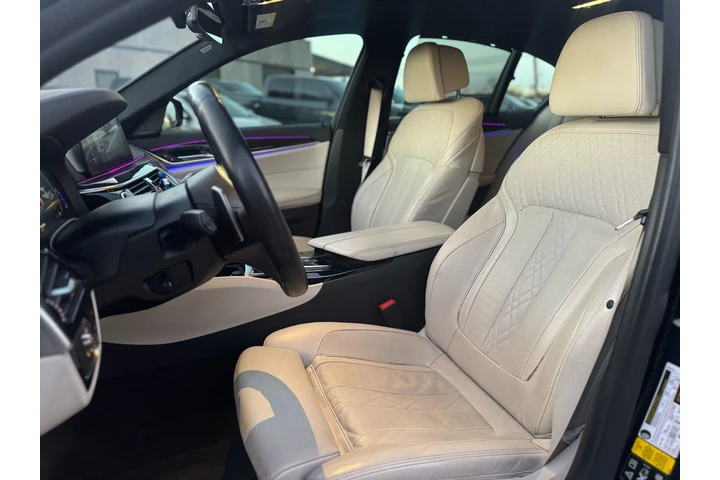 $64995 : 2019 BMW M550i xDrive image 6