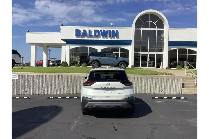 $28950 : Nissan Rogue 2022 AWD SV 4dr image 6