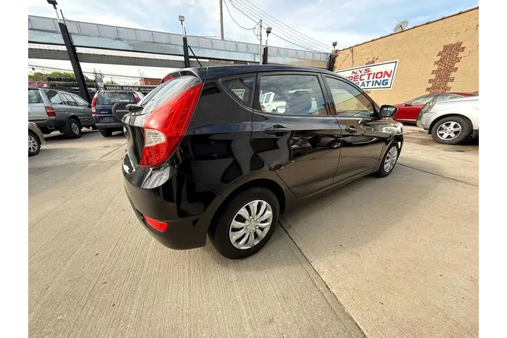$5204 : 2012 Accent GS 5-Door image 7