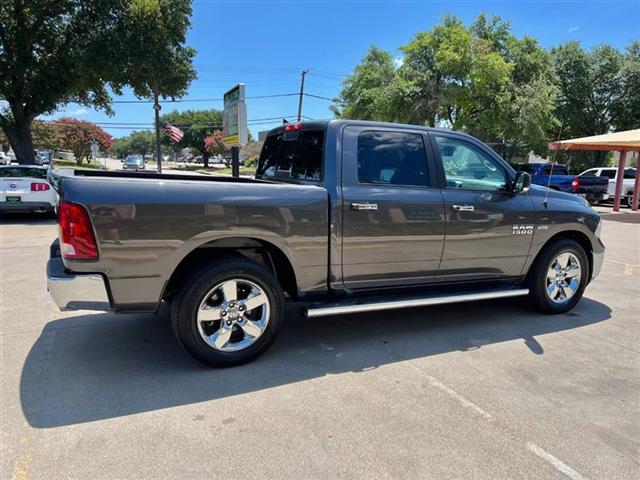 $19950 : 2016 RAM 1500 Lone Star image 7