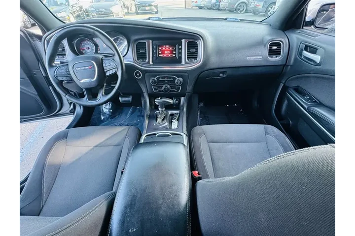 $8995 : 2015 Charger SE image 10