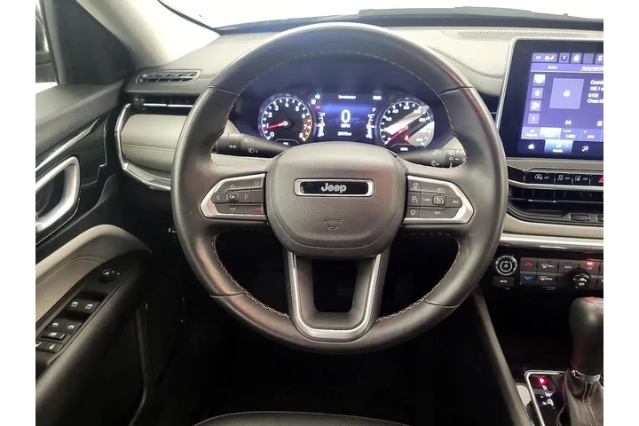 $24998 : Jeep Compass 2022 4x4 Limite image 10