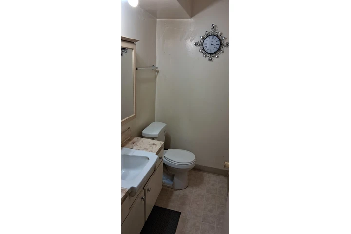 $875 : Recamara amueblada image 2