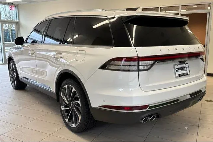 $30996 : Lincoln Aviator 2020 AWD Res image 6
