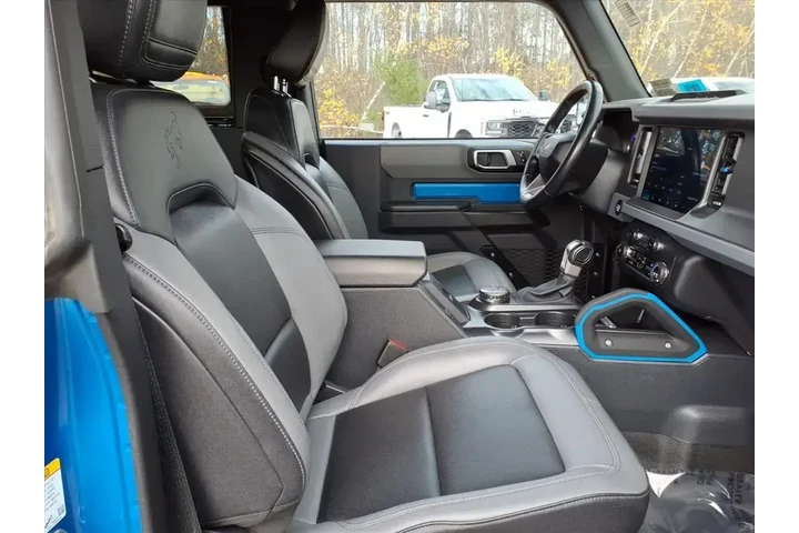 $35000 : Ford Bronco 2024 4x4 Black D image 6