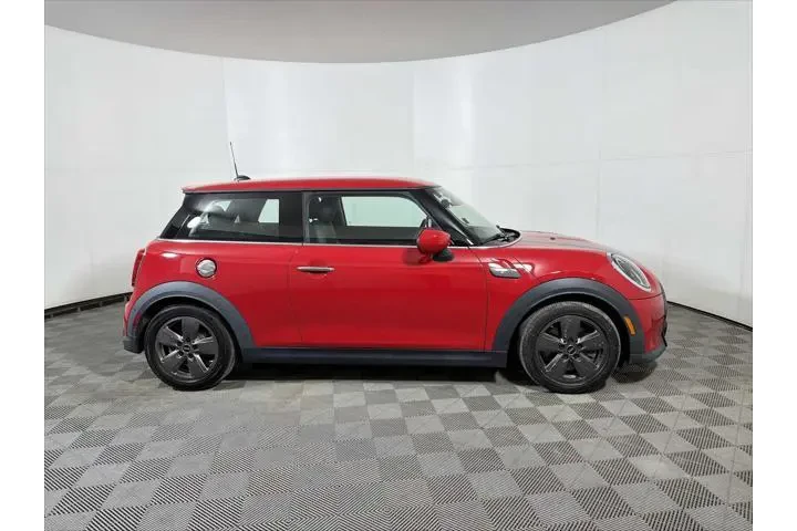 $20993 : MINI Hardtop 2 Door 2022 Coo image 7