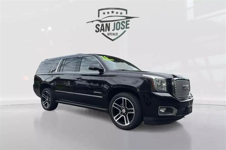 $28777 : 2016 GMC YUKON XL DENALI SPOR image 1