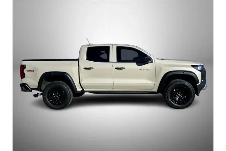 $36633 : Chevrolet Colorado 2023 4x4 image 4