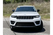 $29628 : Jeep Grand Cherokee 2023 4x4 thumbnail