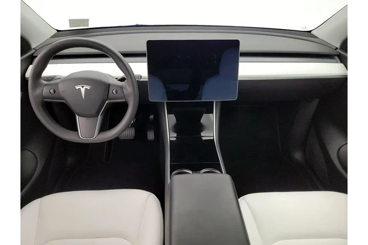 $26998 : Tesla Model Y 2021 AWD Long image 9