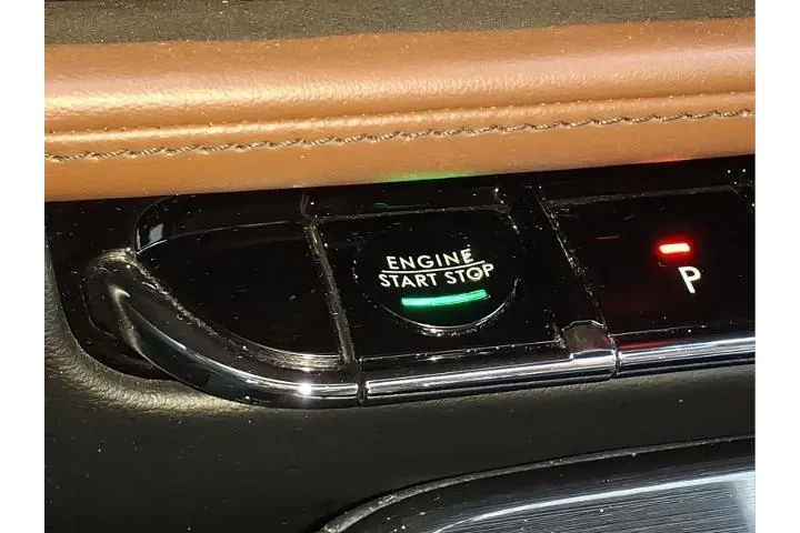 $32721 : Lincoln Nautilus 2022 AWD Re image 10