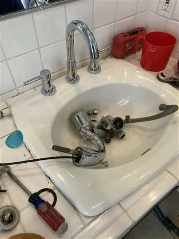 Plomero✔️Liqueos✔️Water Heater image 2
