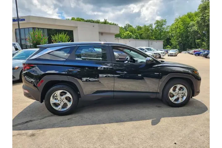 $21832 : Hyundai TUCSON 2024 SE 4dr S image 9