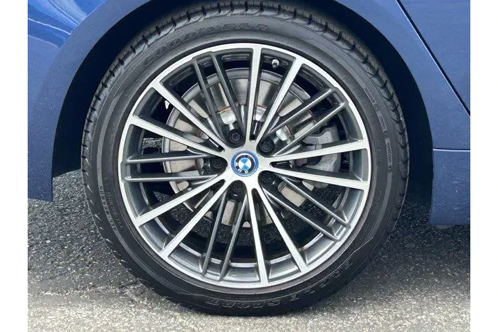 $28999 : BMW 5 Series 2022 530e 4dr S image 7