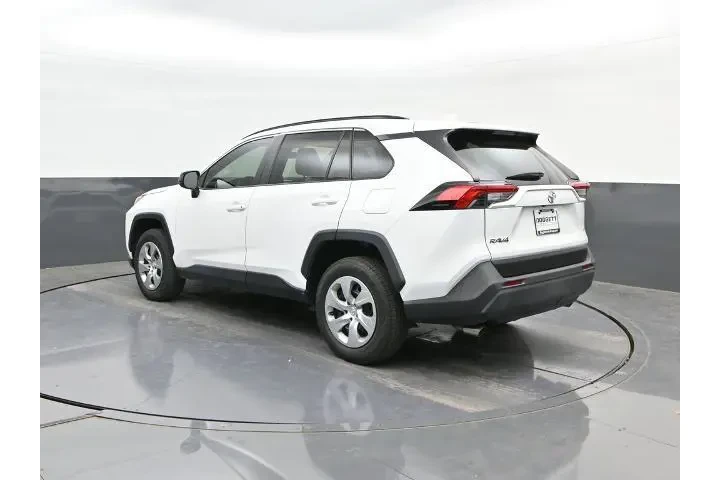$19992 : Toyota RAV4 2021 LE 4dr SUV image 5