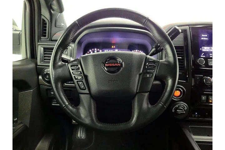 $36998 : Nissan Titan 2021 4x4 PRO-4X image 10