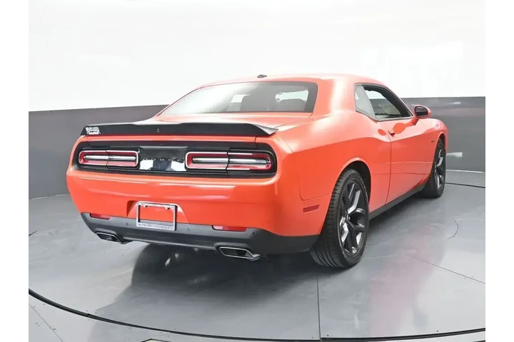 $37999 : Dodge Challenger 2023 R/T 2d image 5