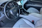 $20338 : Toyota Camry Hybrid 2020 SE thumbnail