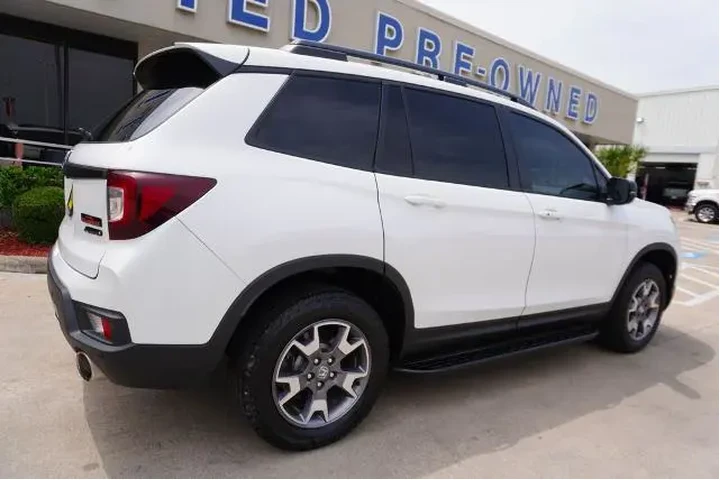 $35225 : Honda Passport 2023 AWD Trai image 6