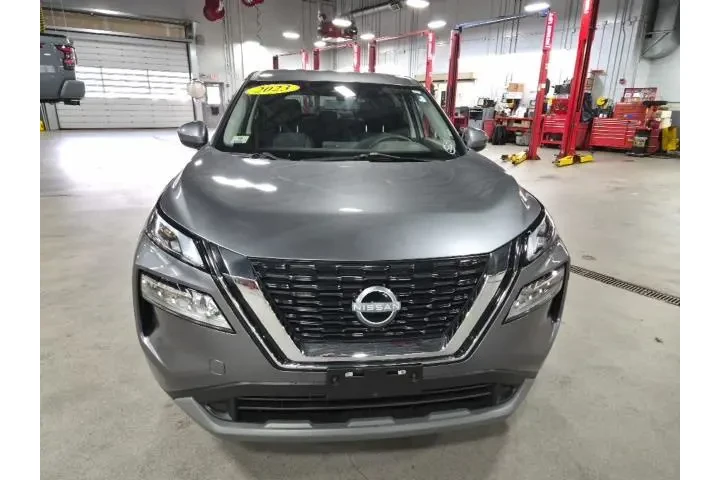 $23995 : Nissan Rogue 2023 AWD SV 4dr image 3