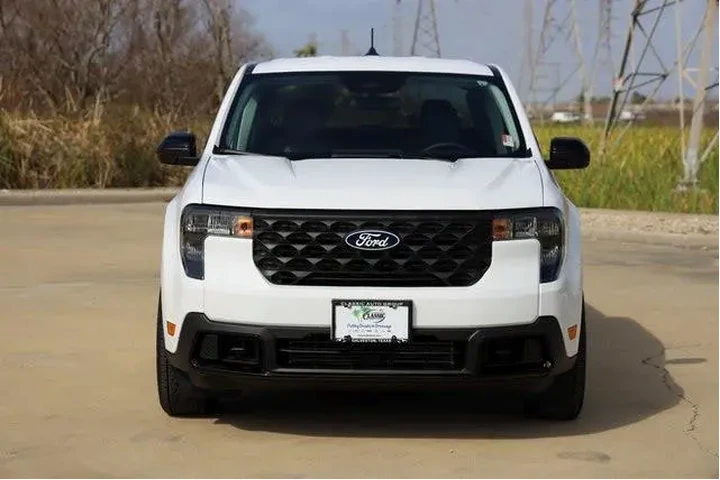 $29866 : Ford Maverick 2025 AWD XLT 4 image 2