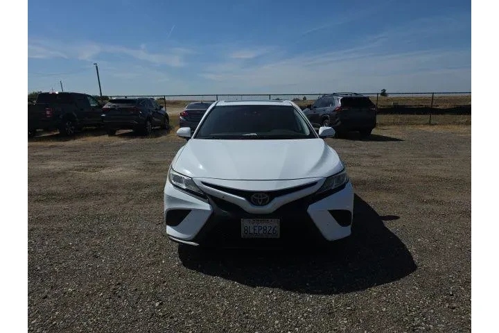$15900 : Toyota Camry 2019 SE 4dr Sed image 2