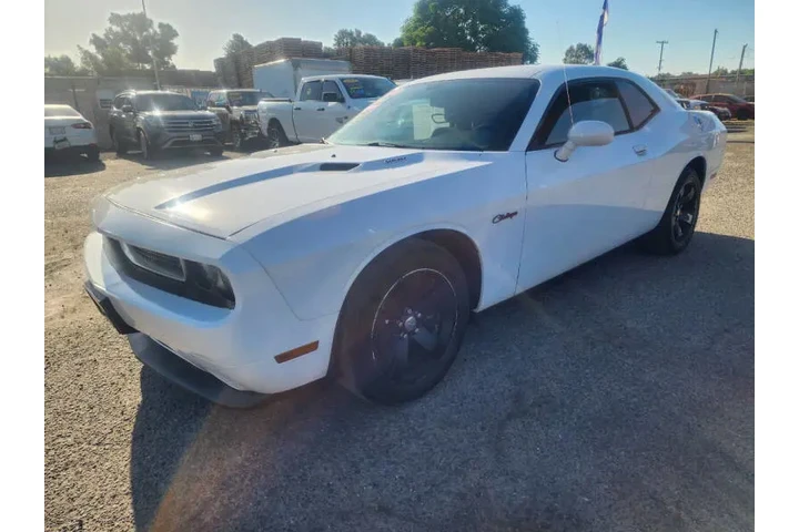 $15599 : 2014 Challenger R/T image 4