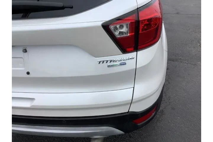 $14950 : Ford Escape 2019 AWD Titaniu image 10