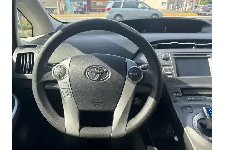 $15999 : Toyota Prius 2015 One 4dr Ha image 9