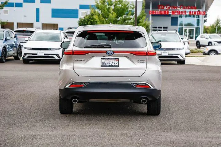 $32999 : Toyota Venza 2021 AWD Limite image 4