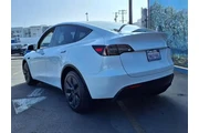 $38999 : Tesla Model Y 2024 AWD Long thumbnail